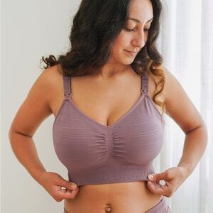 Sublime® Hands-Free Pumping & Nursing Bra